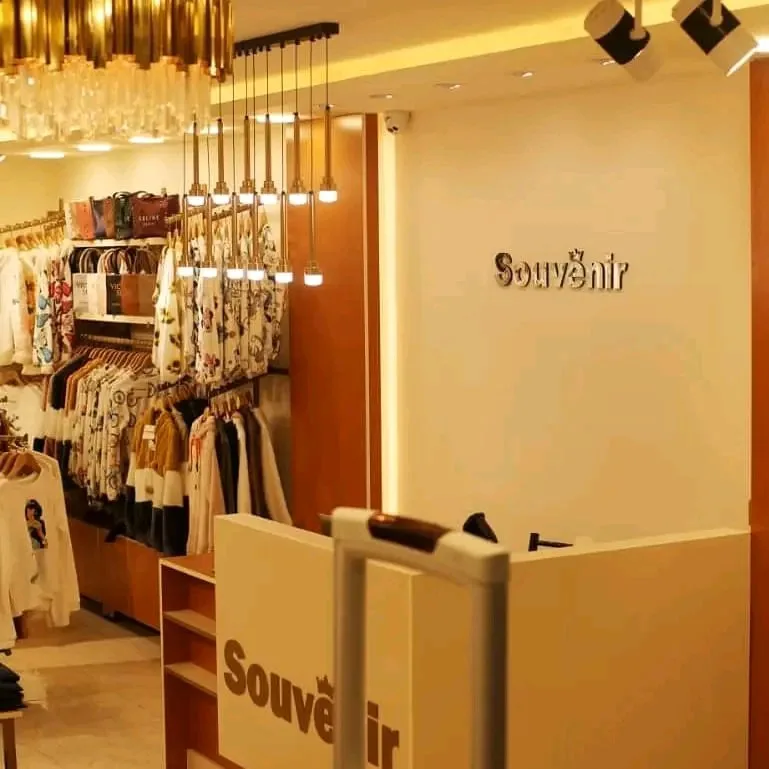 الالبسة العصرية