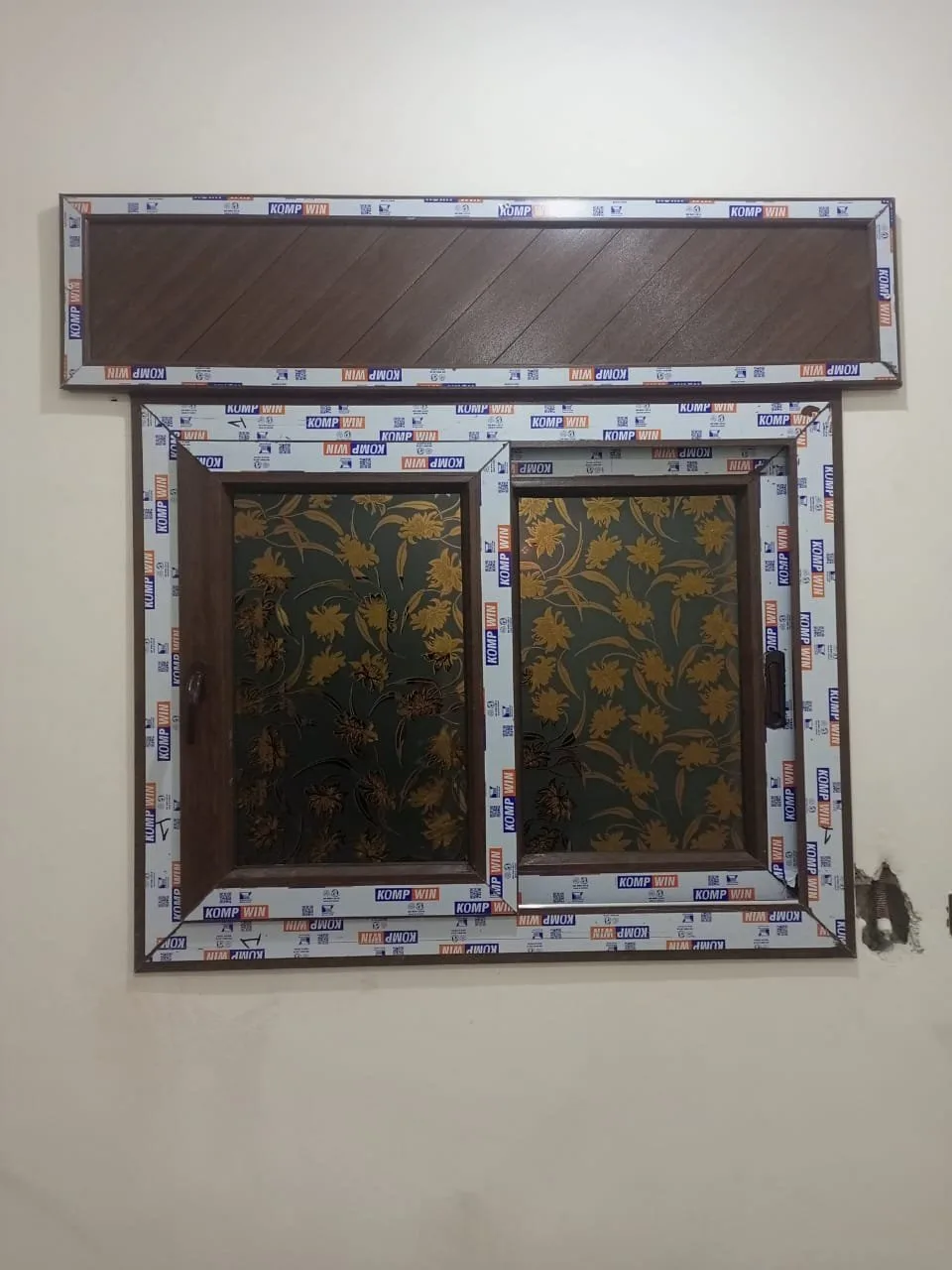 ابواب وشابابيك ومطابخ pvs