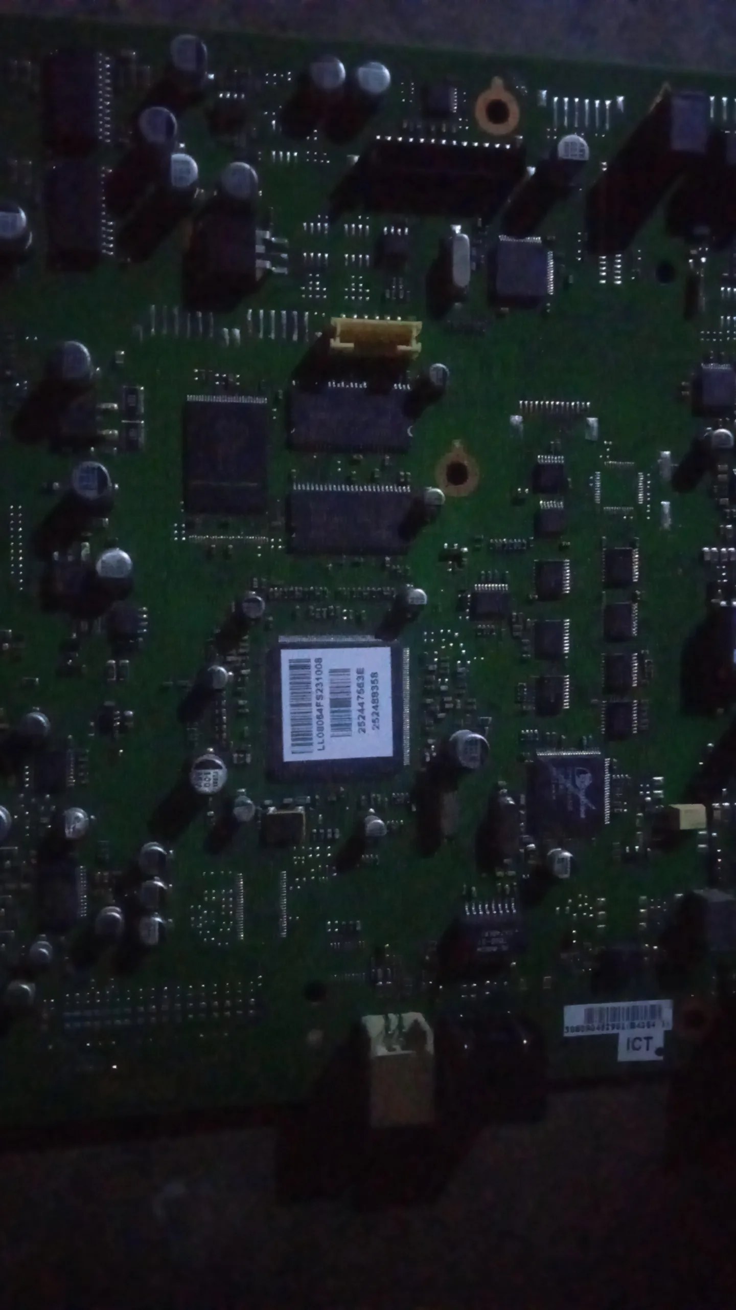 بيع وشراء لوحات الكترونيه