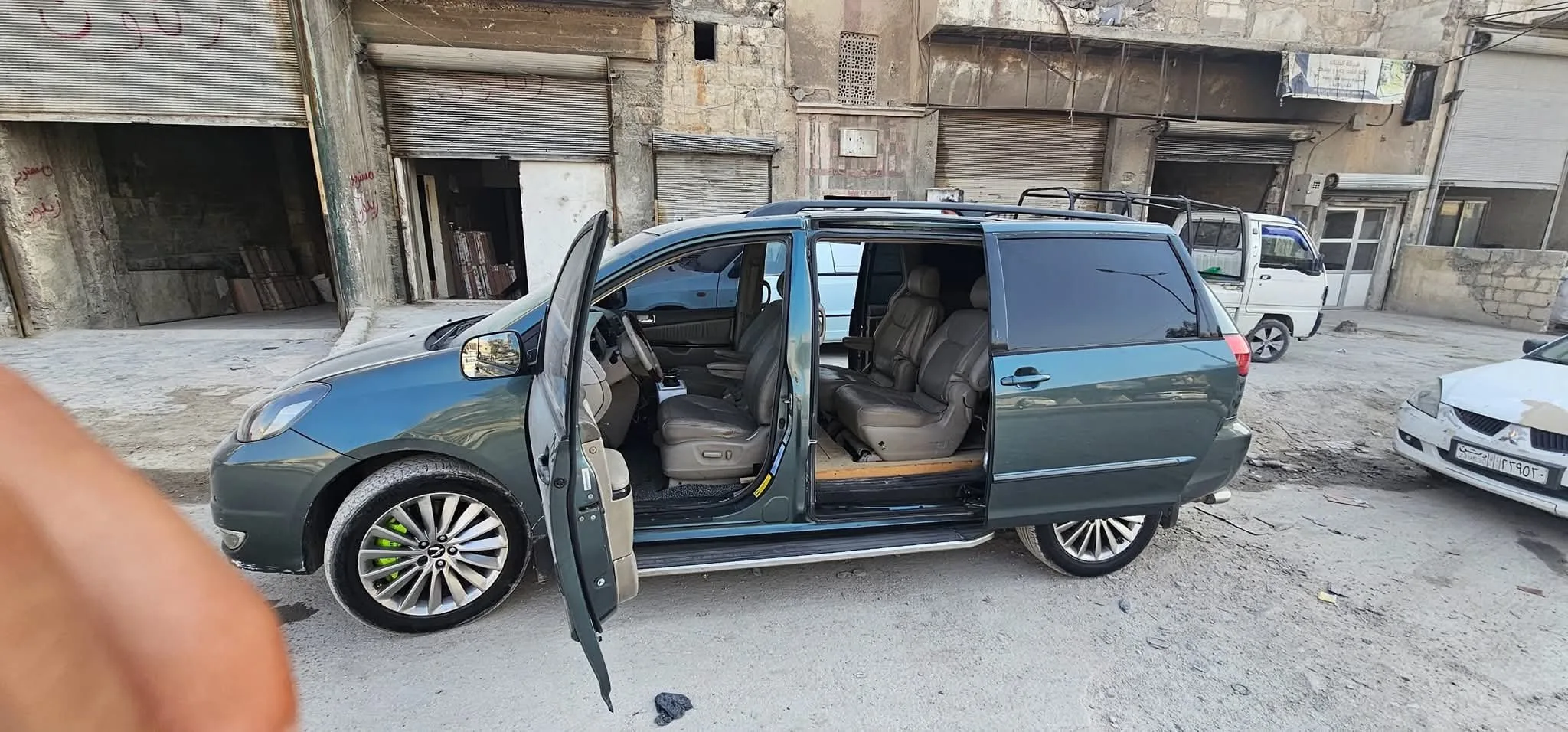 كرنفالتويوتا سيينا سنة 2004