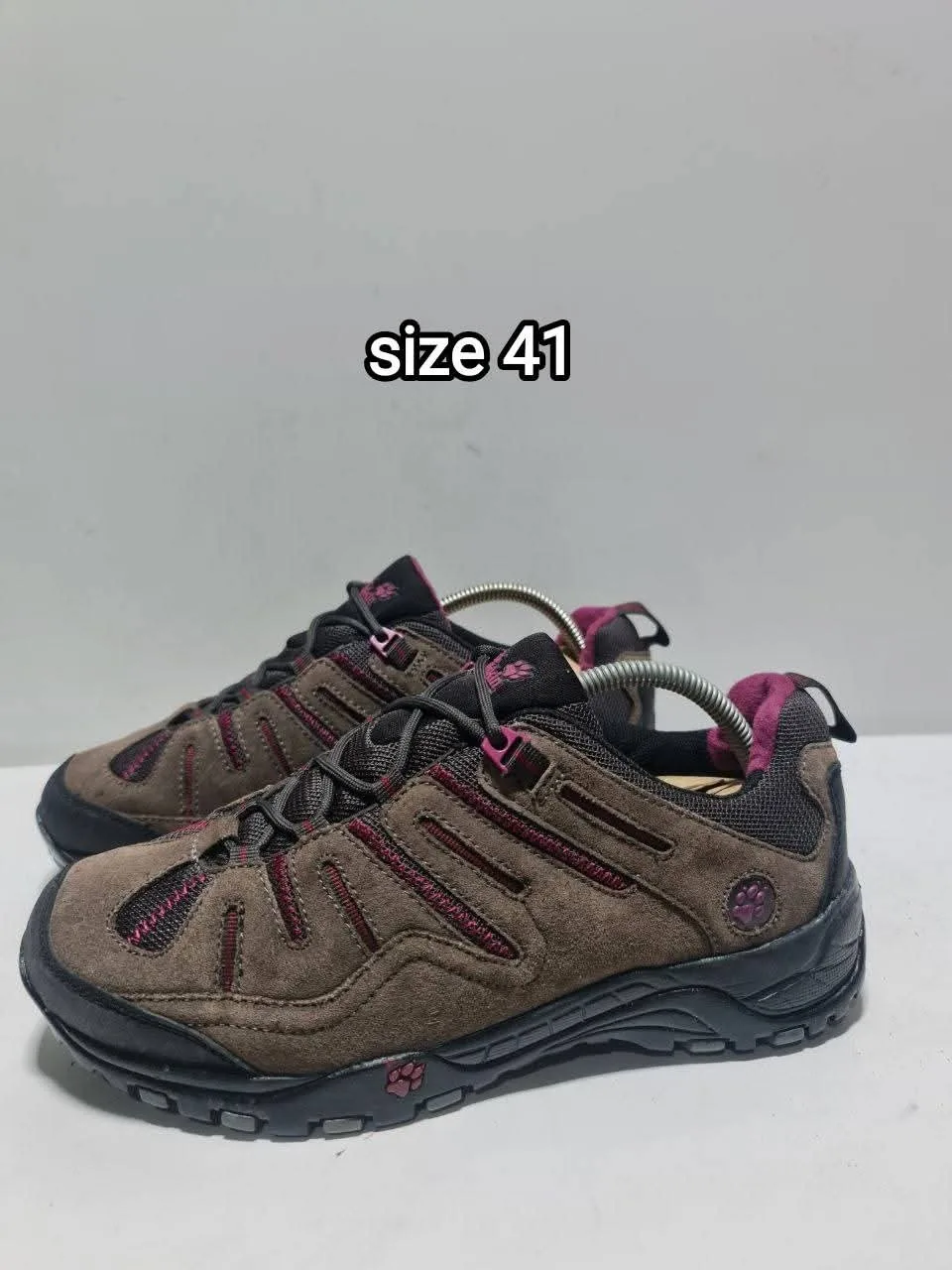 النور للاحذية